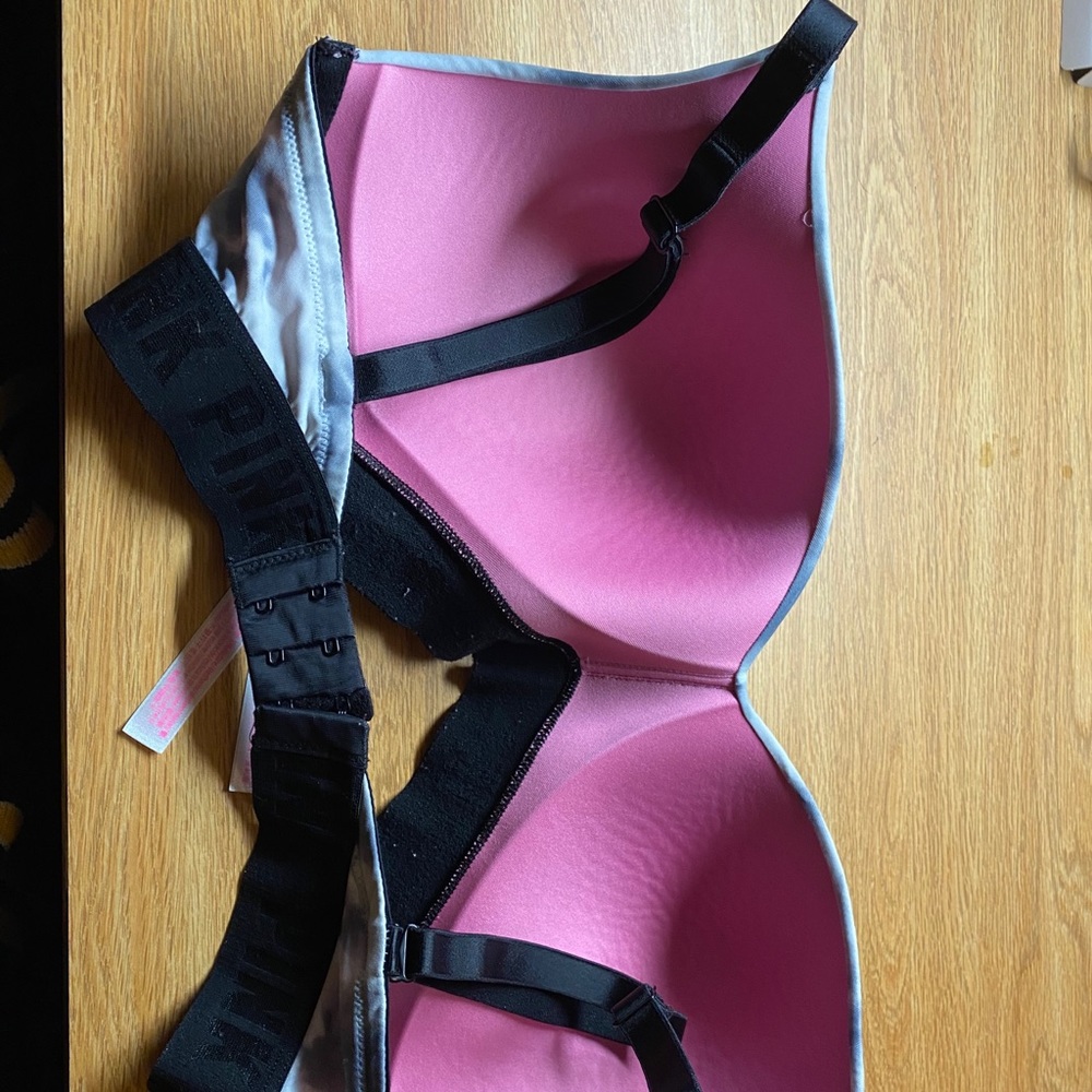 Pink Bra - Picture 2 of 3